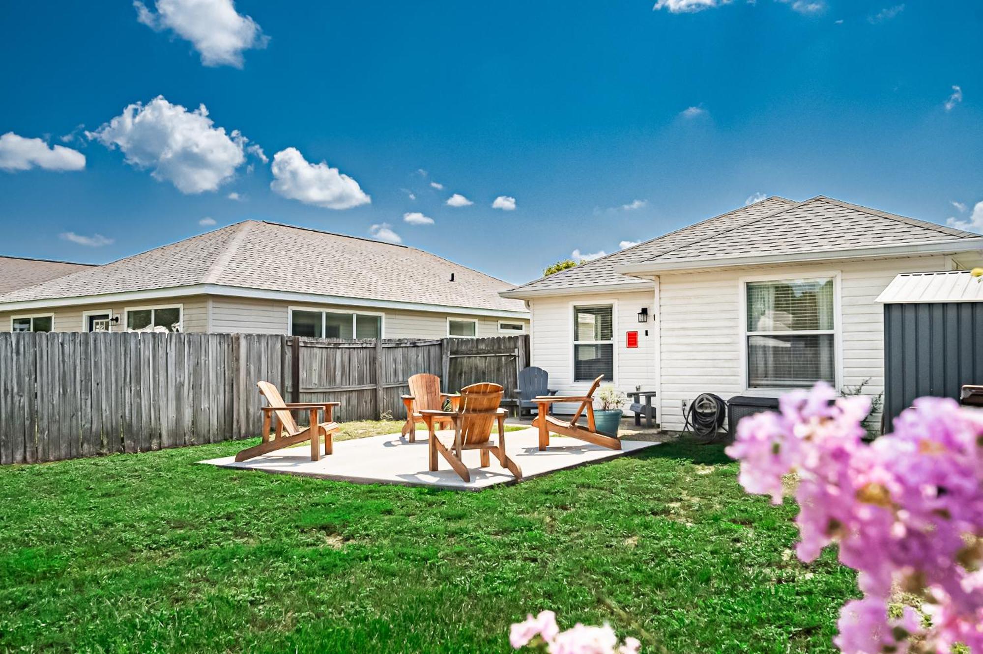 Surfside Cottage Near Navarre Beach Exterior photo